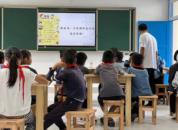 “聯想-田字格未來村小項目”在貴州貞豐縣正式啟動 科技向善，點亮鄉村教育新圖景